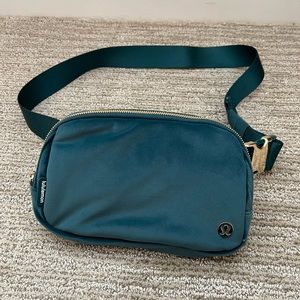 Lululemon Velour Everywhere Belt Bag